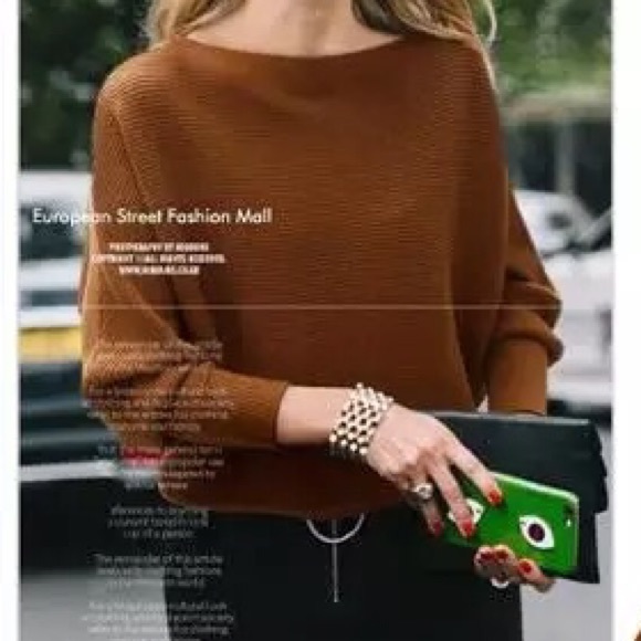 Dolman Sleeves Knit Top - Picture 3 of 5